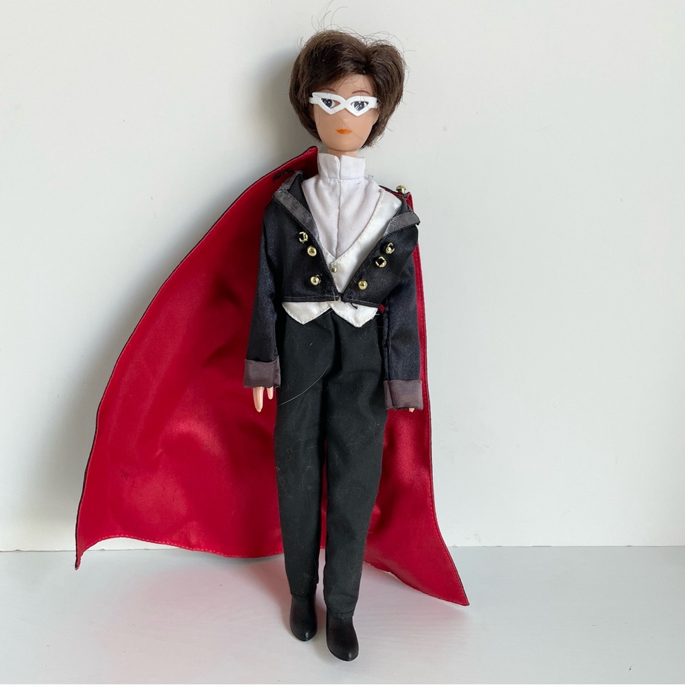 Sailor moon tuxedo mask deluxe doll
